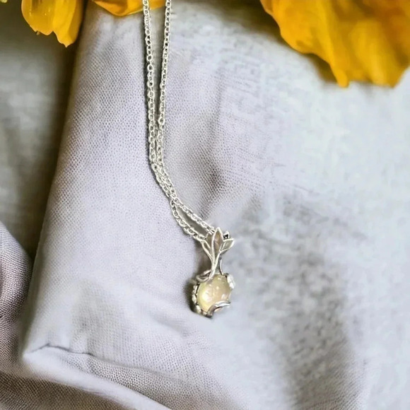 Bohemian Pendant Silver Necklace - Picture 1 of 5